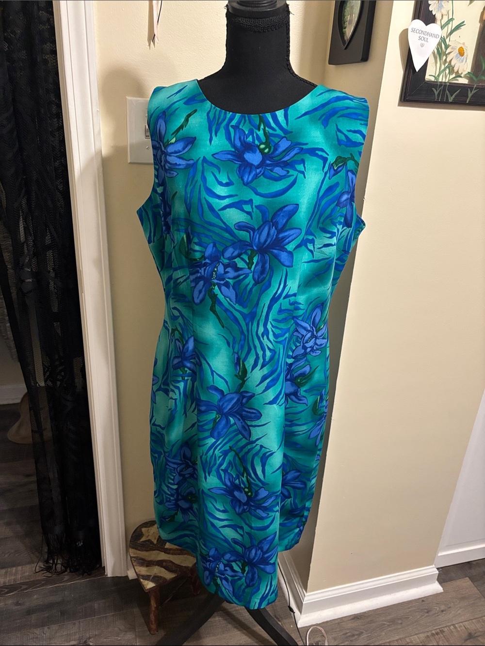 Dress Barn Teal and Blue Floral Sleeveless Midi Dress - Picture 2 of 7